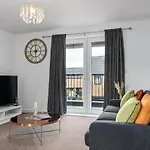 Apartment Fortified Luxury With Balcony And Free Parking