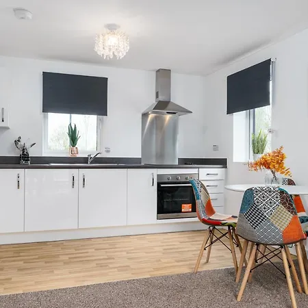 Fortified Luxury With Balcony And Free Parking * Bristol