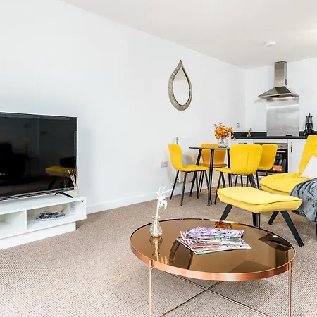 Fortified Luxury With Balcony And Free Parking Appartement *