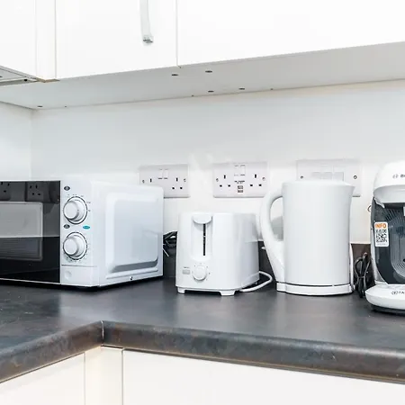 Fortified Luxury With Balcony And Free Parking Appartamento *