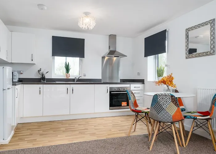 Fortified Luxury With Balcony And Free Parking * Bristol