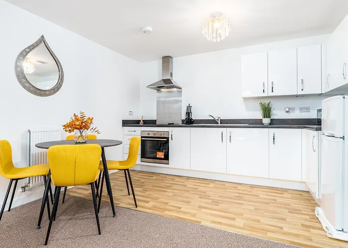 Fortified Luxury With Balcony And Free Parking