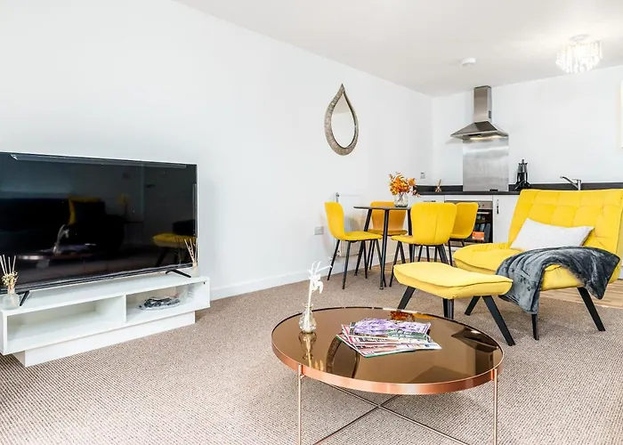 Fortified Luxury With Balcony And Free Parking Daire *