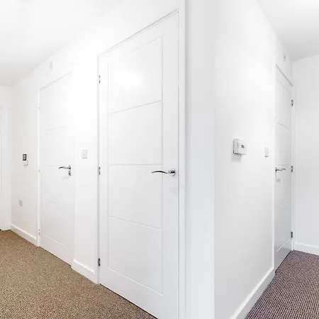 Fortified Luxury With Balcony And Free Parking