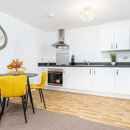 Fortified Luxury With Balcony And Free Parking