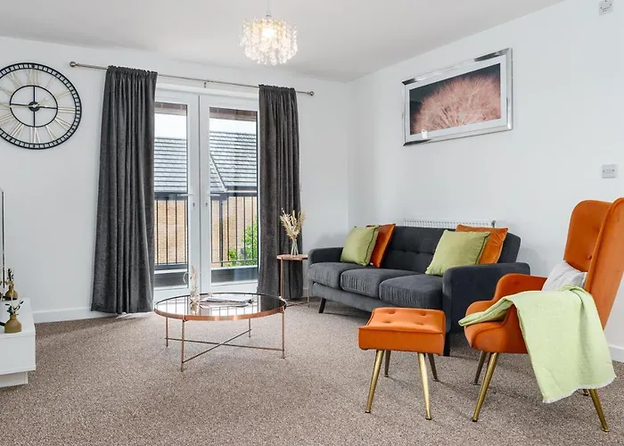 Fortified Luxury With Balcony And Free Parking *