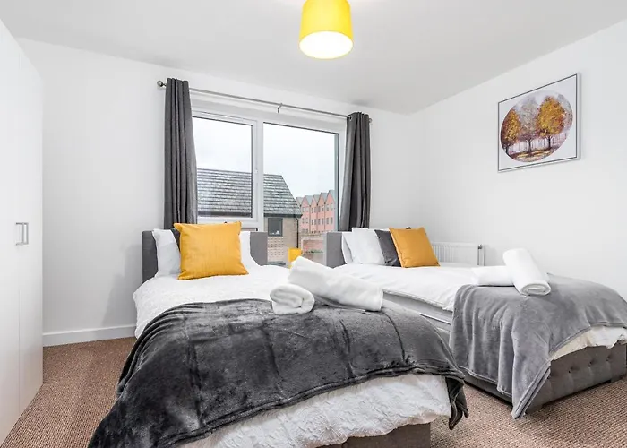 Апартаменты Fortified Luxury With Balcony And Free Parking *